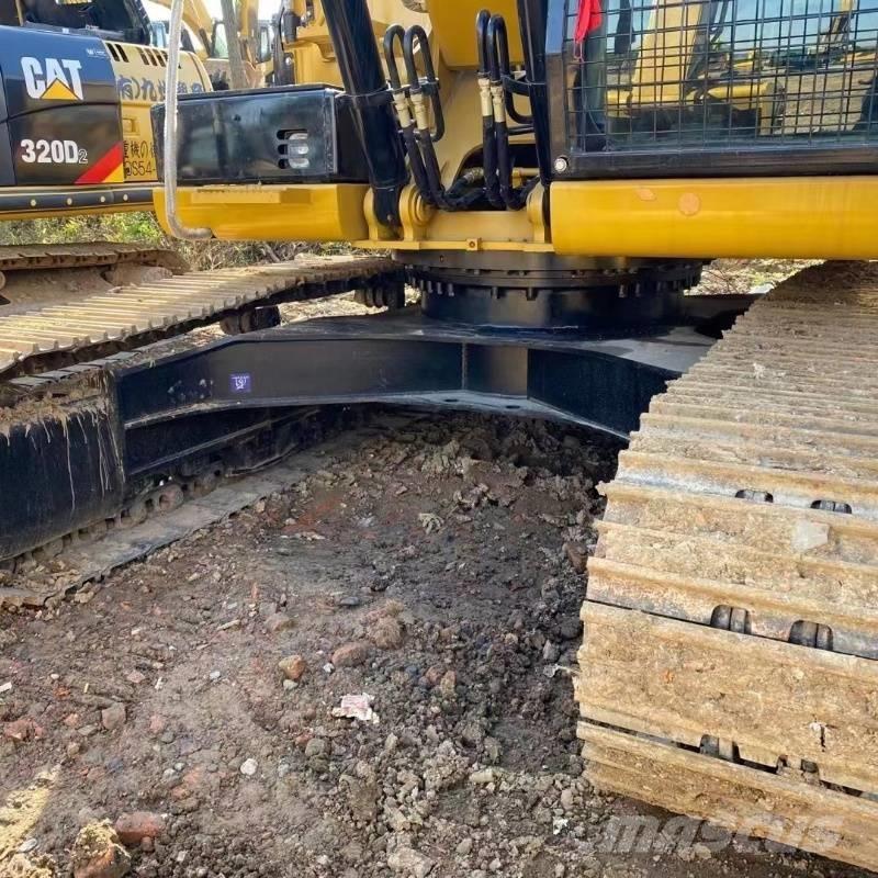 CAT 320 D Escavatori cingolati