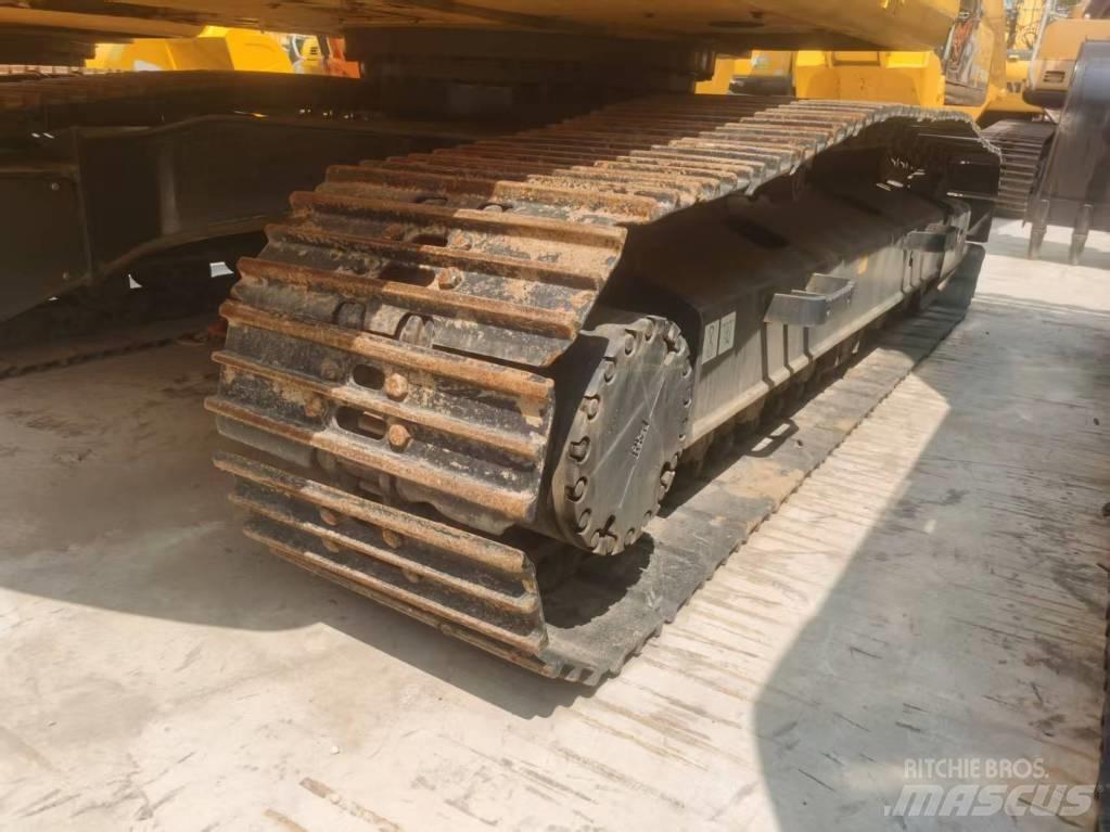 Komatsu PC 200-8 Escavatori cingolati
