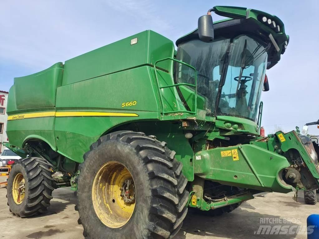 John Deere S660 Mietitrebbiatrici