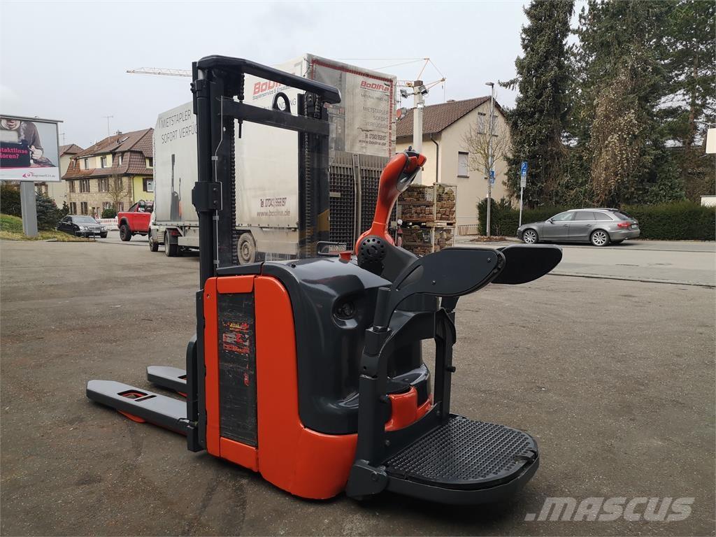 Linde L16 AP Carelli stoccatori  automatici-usati