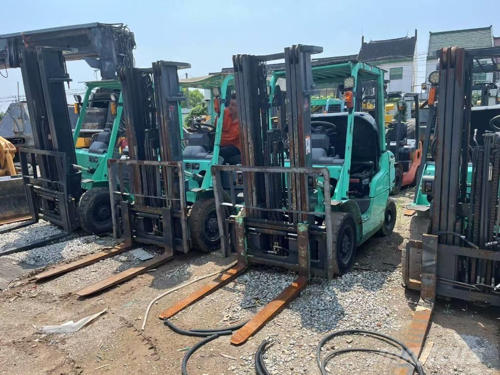Mitsubishi FD 30 N Carrelli elevatori diesel