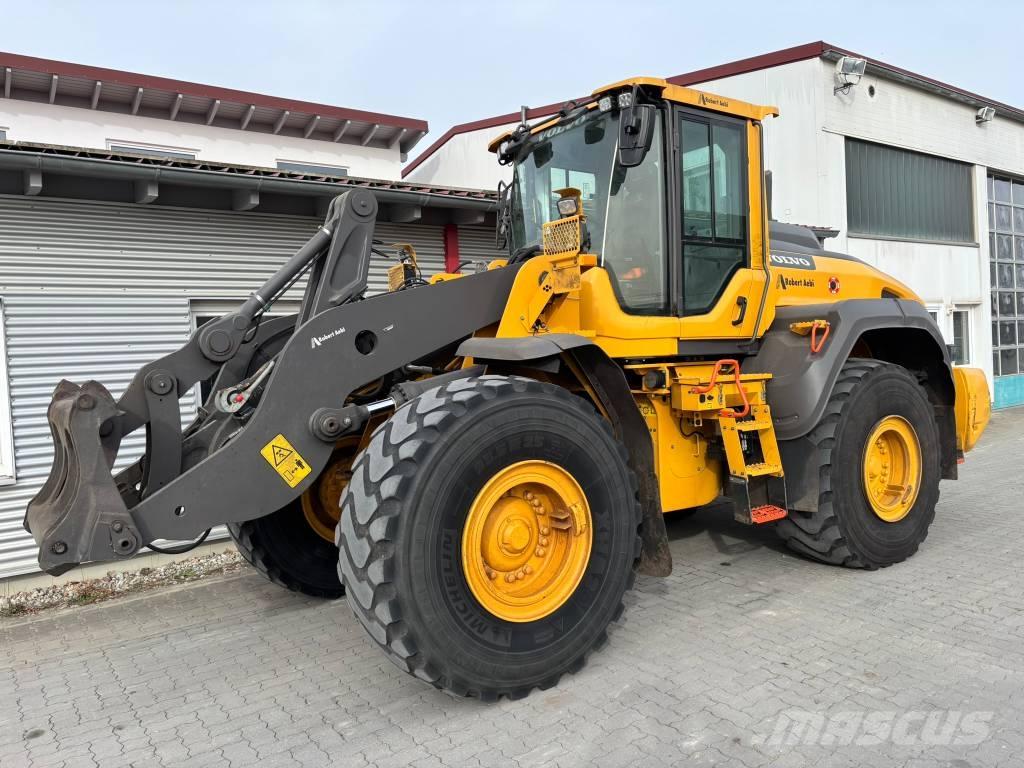 Volvo L 110 H Pale gommate