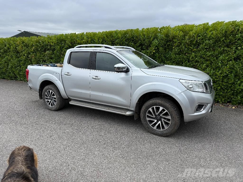 Nissan Navara Pick up/Fiancata ribaltabile
