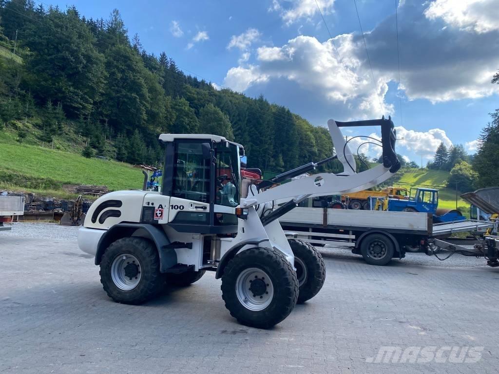 Terex AL 100 Pale gommate