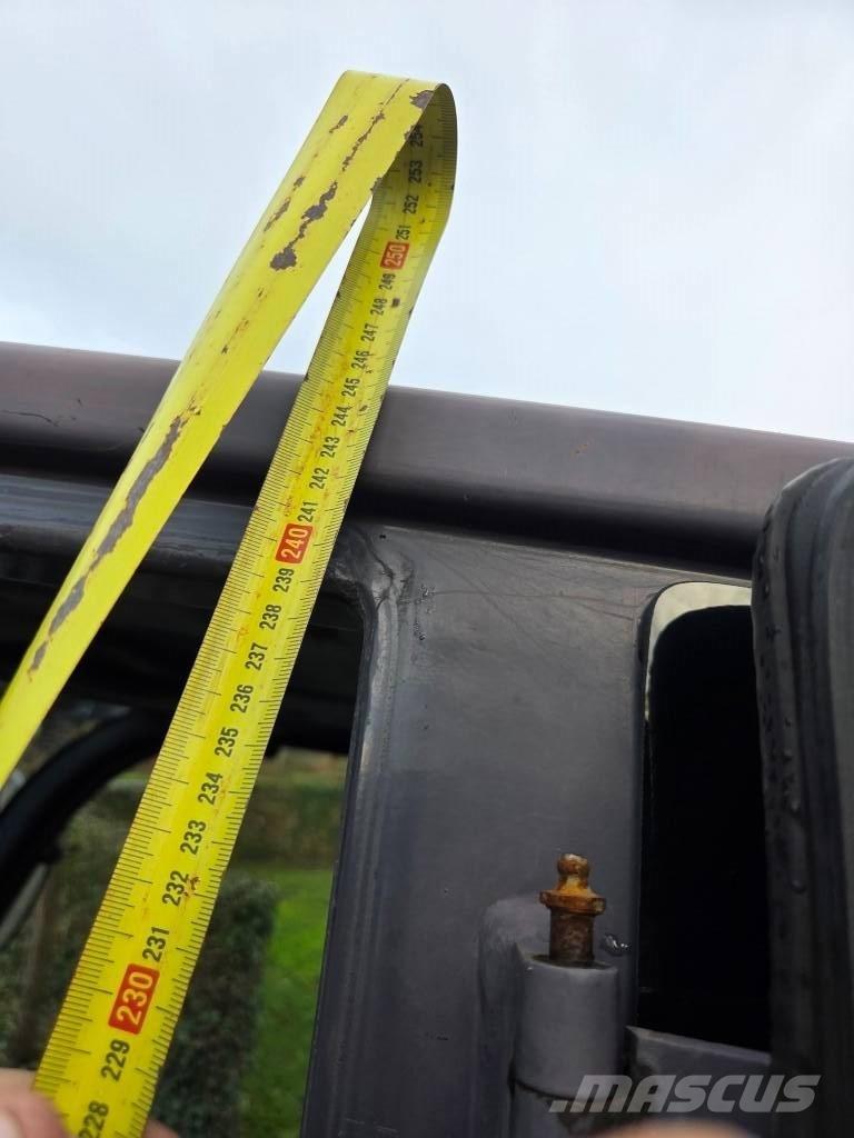 Terex TL 80 AS Pale gommate