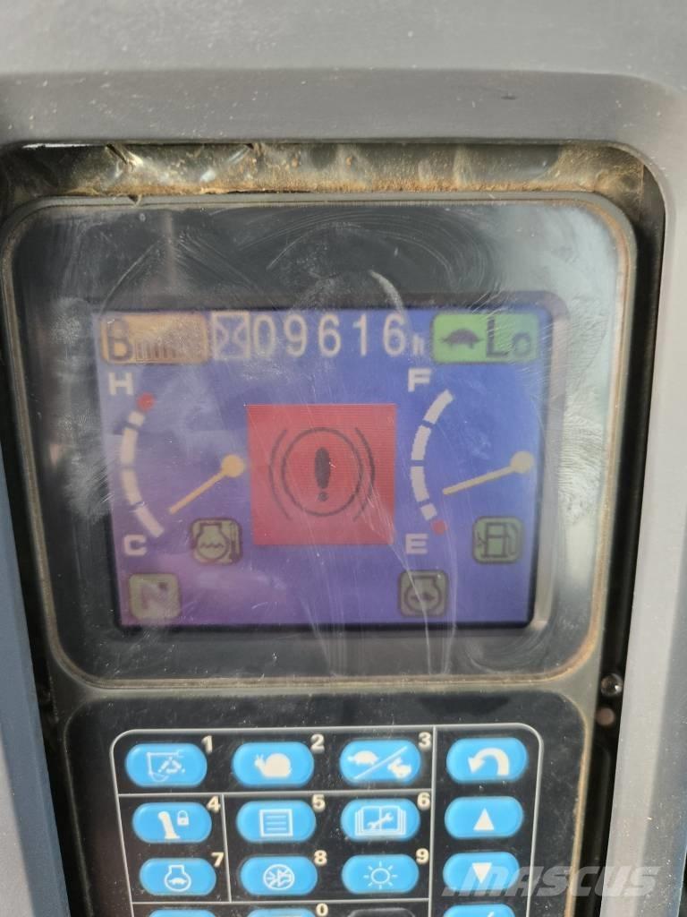 Komatsu PW 180-7EO Escavatori gommati