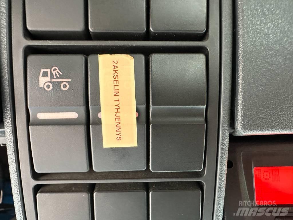 MAN TGX 35.640 Camion con gancio di sollevamento