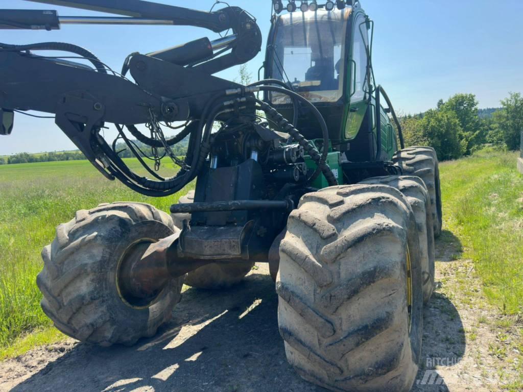 John Deere 1470 E Abbattitrici, Disboscatrici