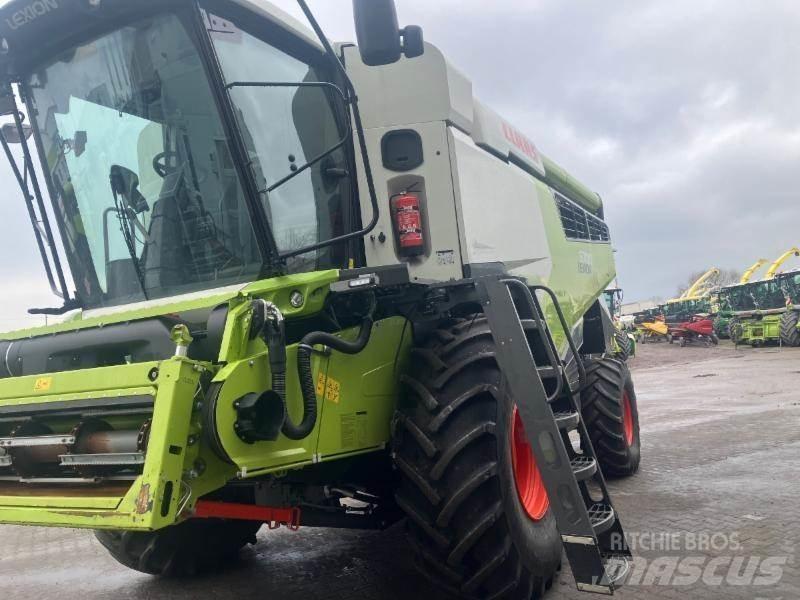 CLAAS LEXION 6700 Mietitrebbiatrici
