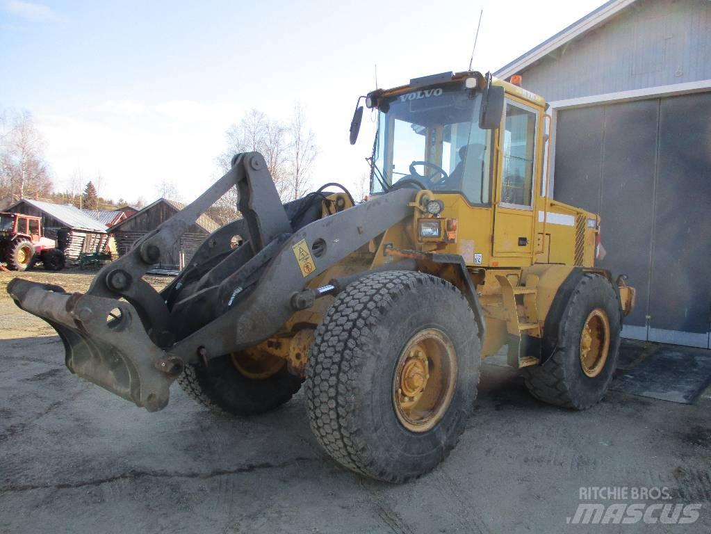 Volvo L 70 D Pale gommate