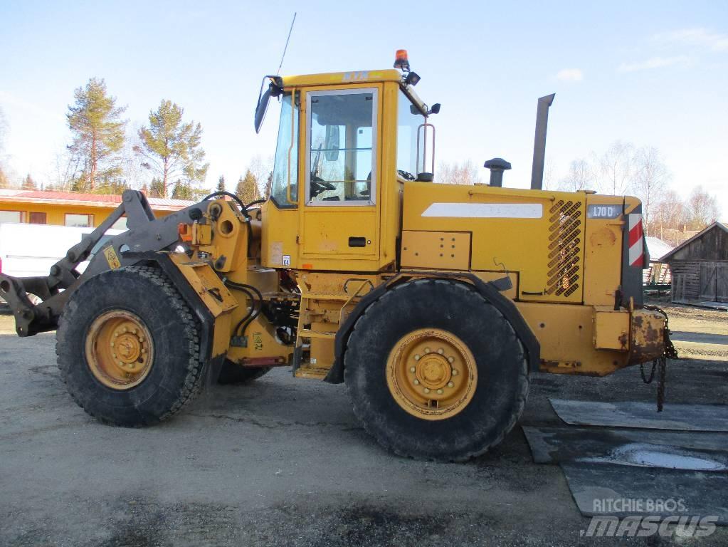 Volvo L 70 D Pale gommate