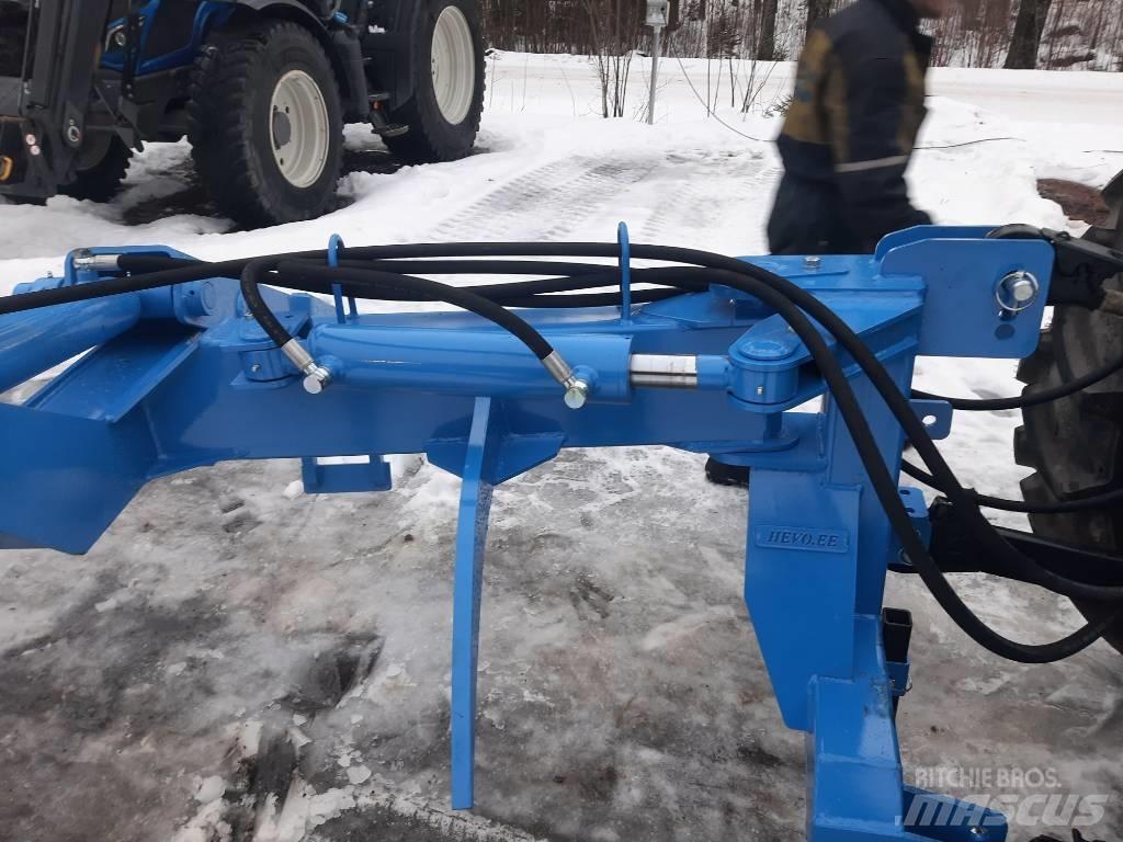  HEVO H1500 Gru e pale