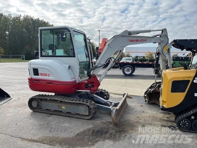 Takeuchi TB235 Miniescavatori