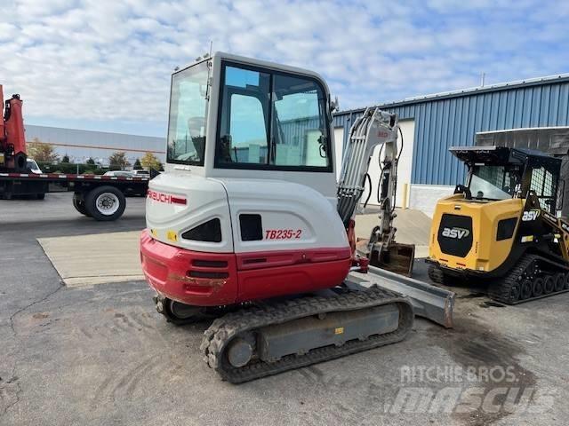 Takeuchi TB235 Miniescavatori
