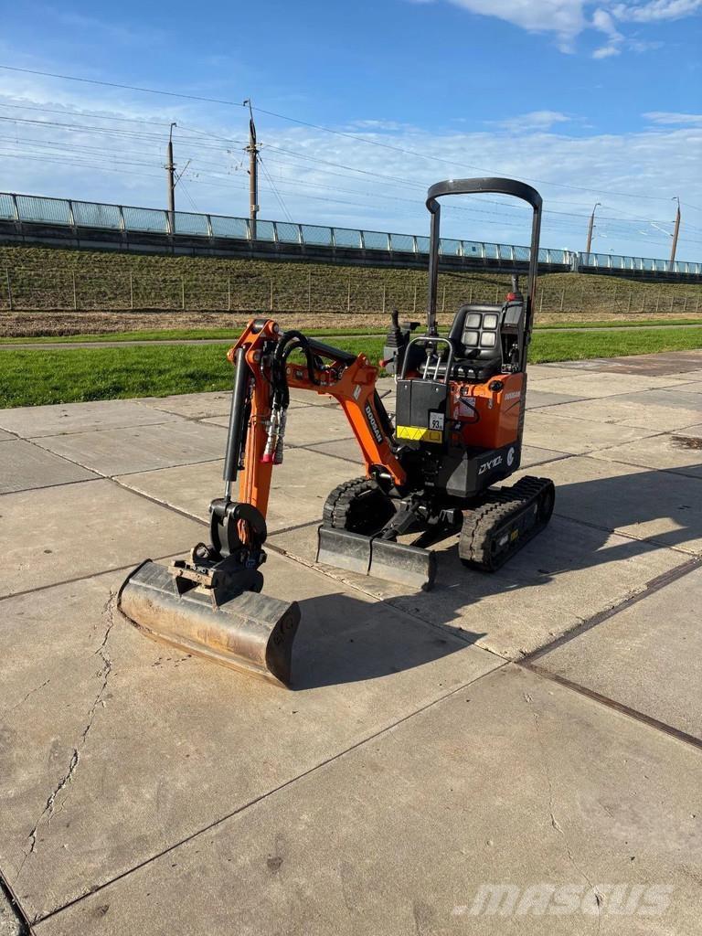 Doosan DX10Z Miniescavatori