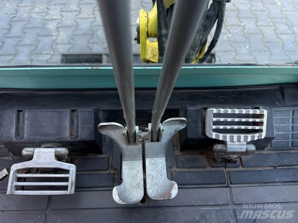 Yanmar SV17 Mini gru