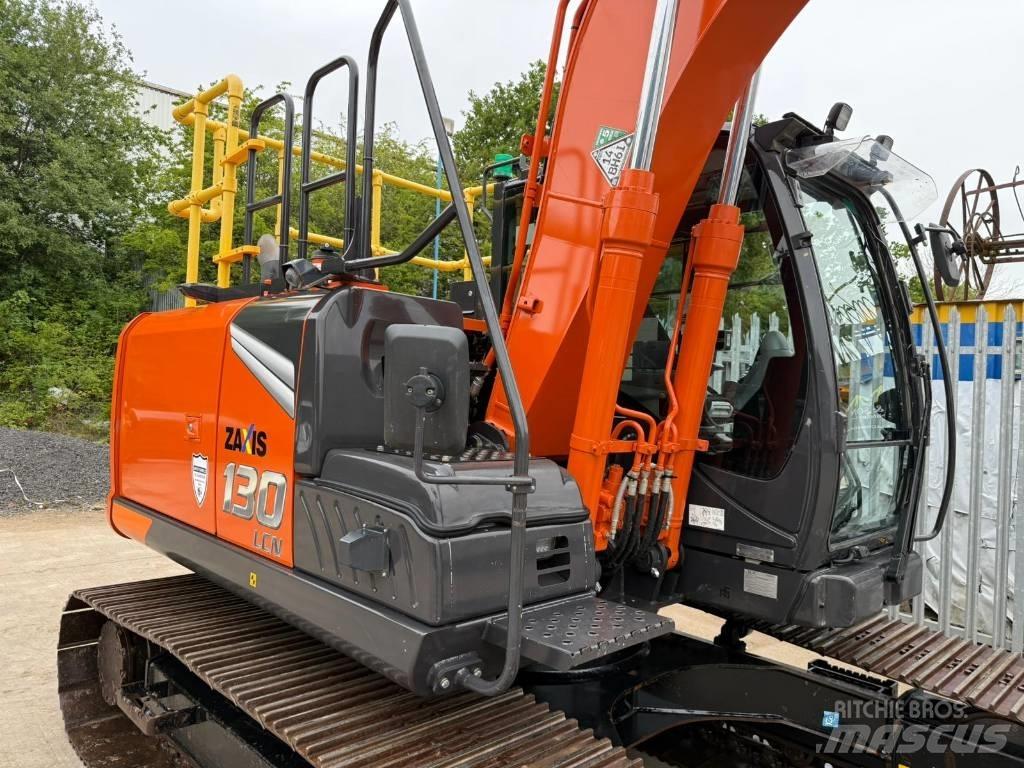 Hitachi ZX130-7 Escavatori cingolati