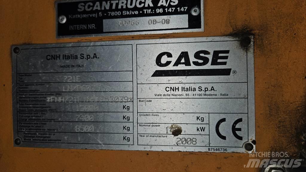CASE 721 E Pale gommate
