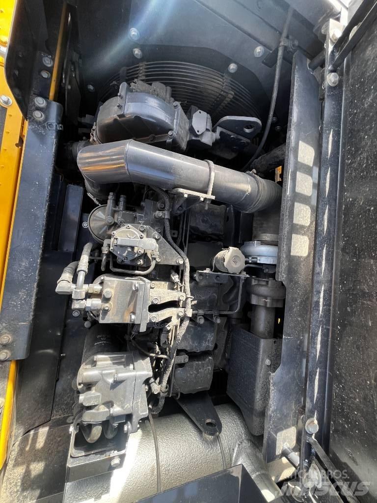 Komatsu PC 450-8 Escavatori cingolati