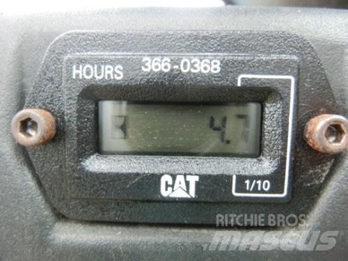 CAT 901B Pale gommate