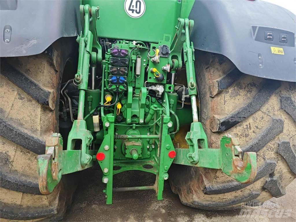 John Deere 8400R Trattori