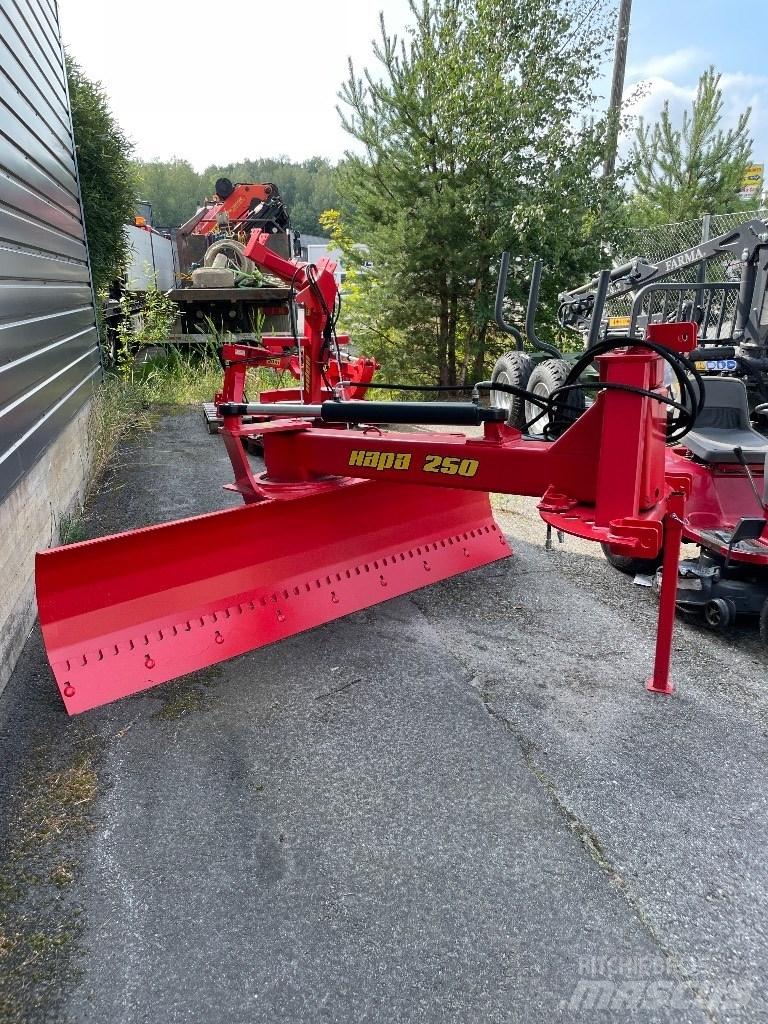 Hapa 250 perälana Grader