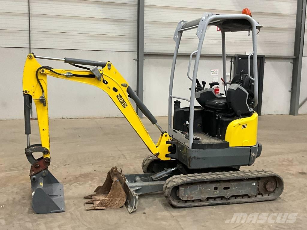 Neuson EZ 17 Miniescavatori