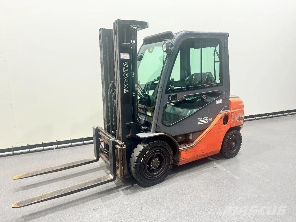 Toyota 02-8 FDF 25 Carrelli elevatori diesel