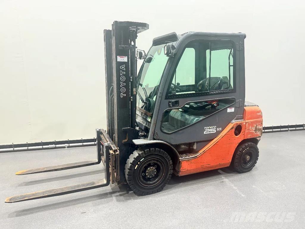 Toyota 02-8 FDF 25 Carrelli elevatori diesel