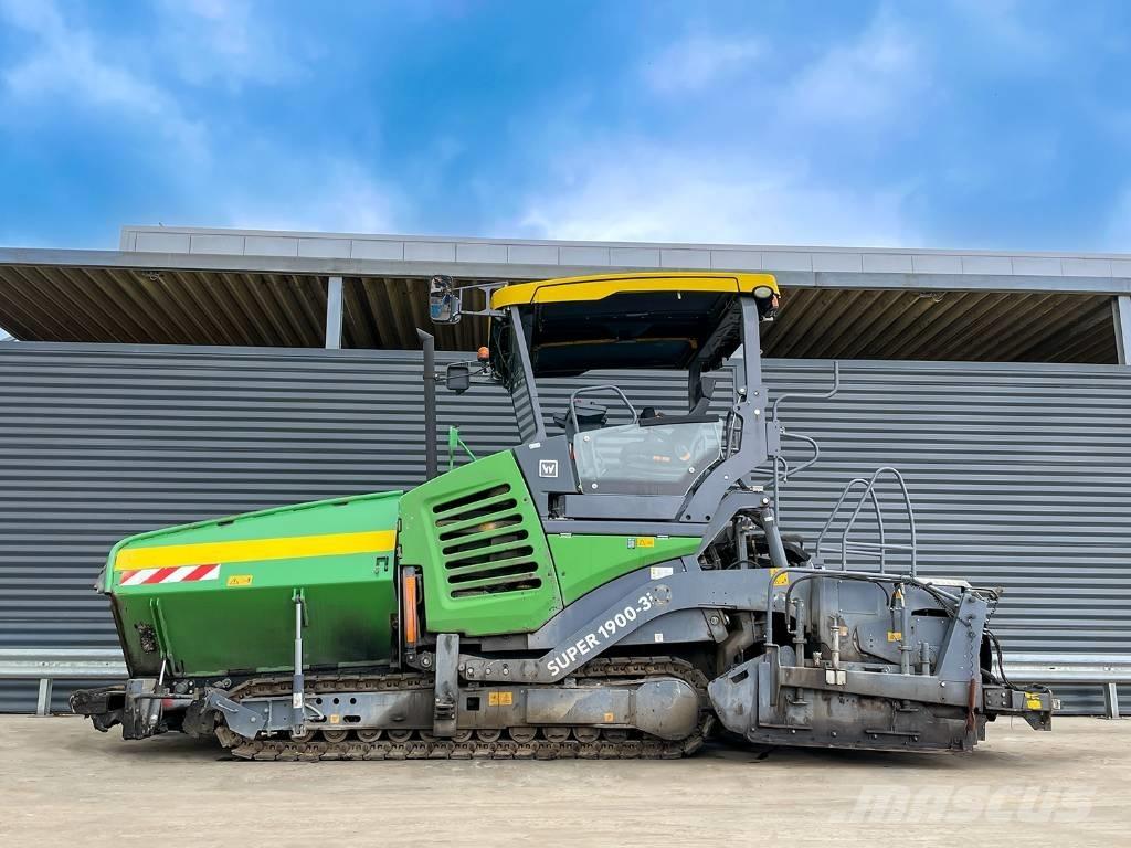 Vögele SUPER 1900-3I Finitrici