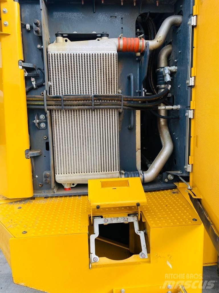 John Deere 824p Pale gommate