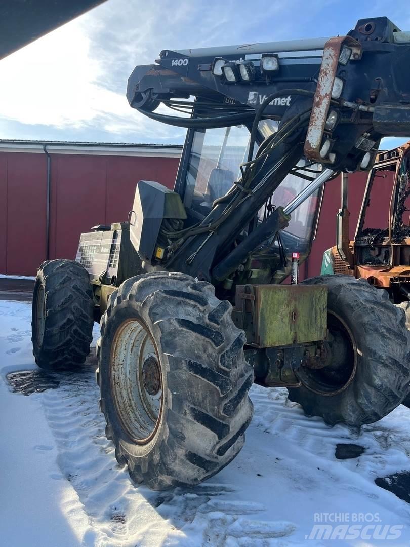 Valmet 911 Abbattitrici, Disboscatrici