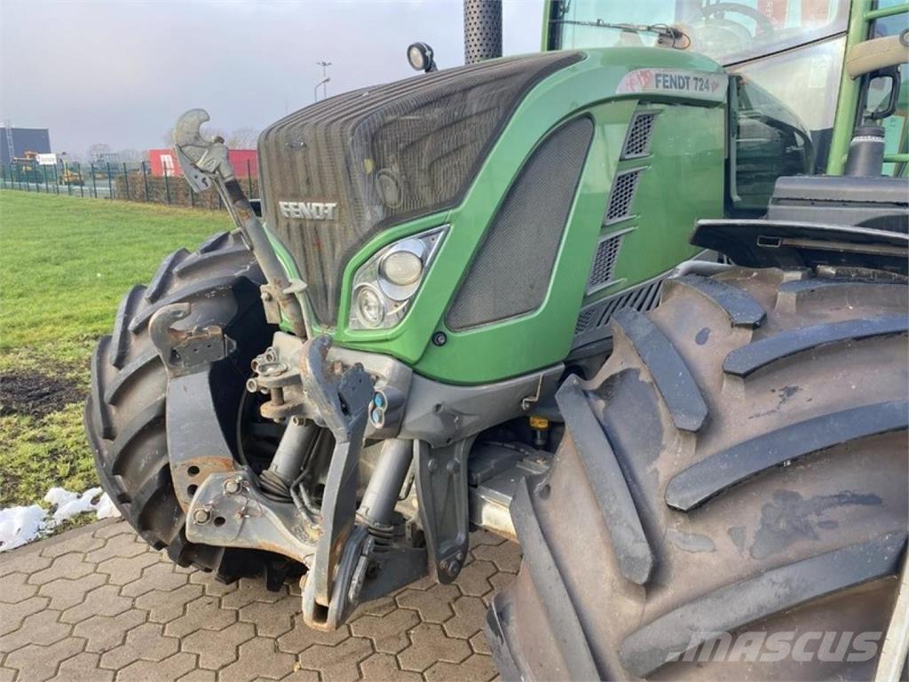 Fendt 724 PROFI Trattori