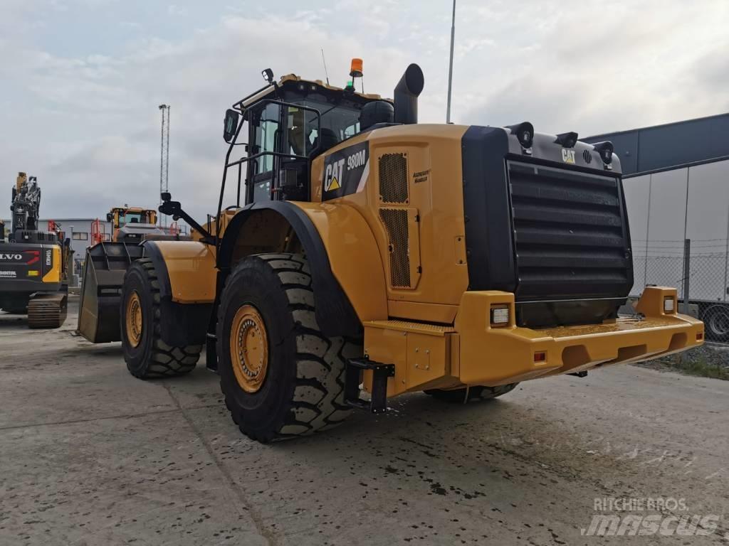 CAT 980M Pale gommate