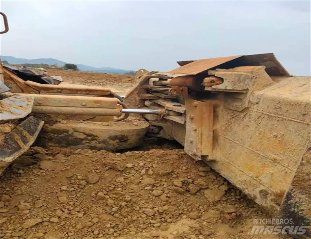 CAT D 6 N Dozer cingolati