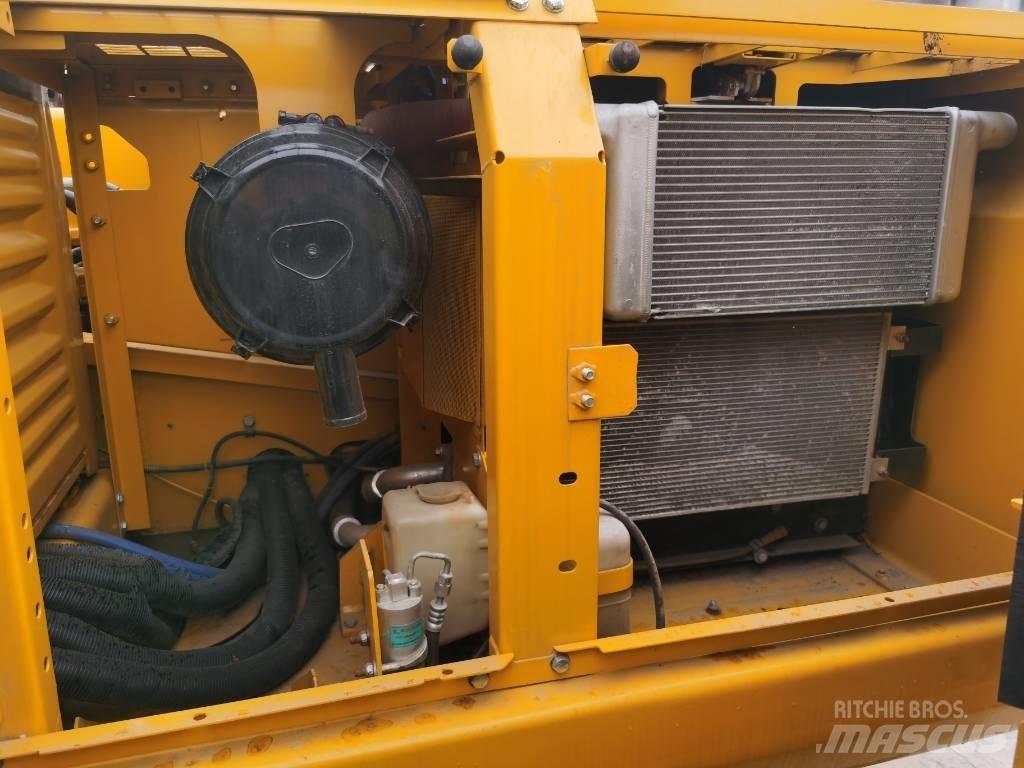 Komatsu PC 220-7 Escavatori cingolati