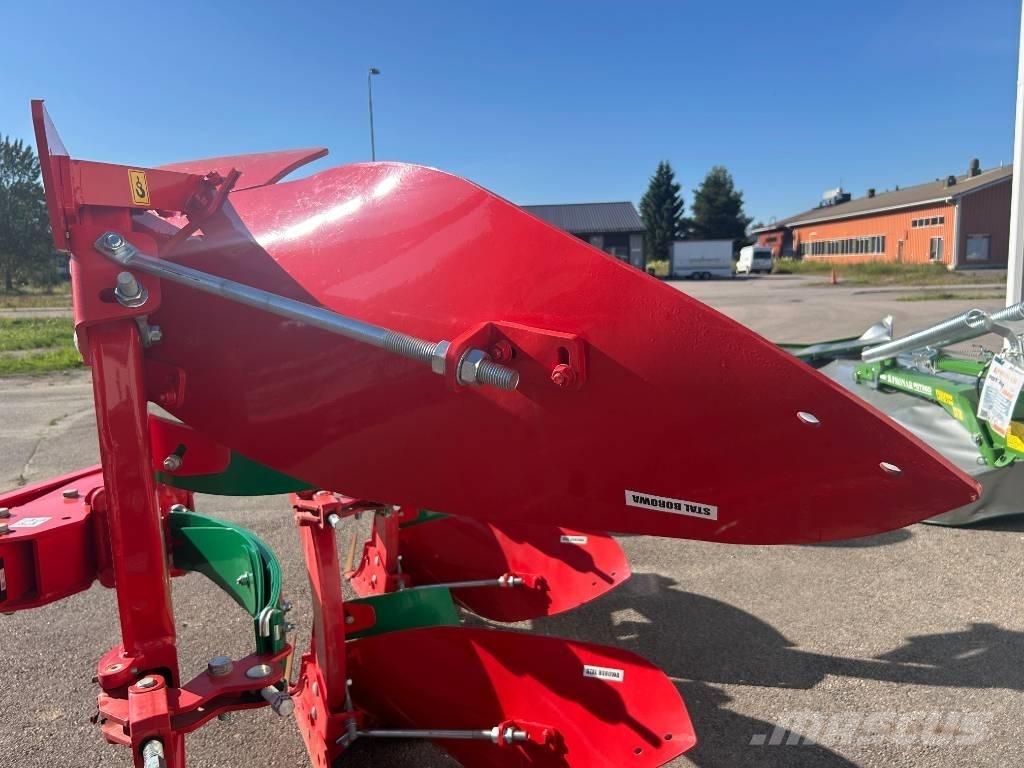 Agro-Masz PO3 Aratri reversibili