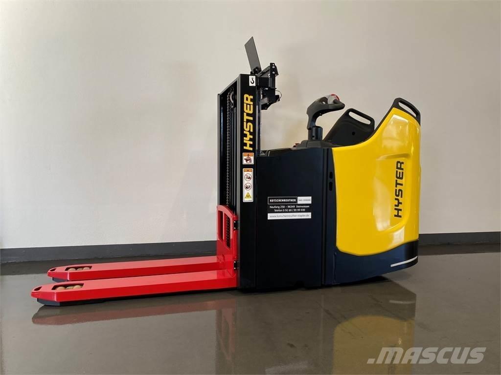 Hyster S2.0SD Transpallet uomo a terra