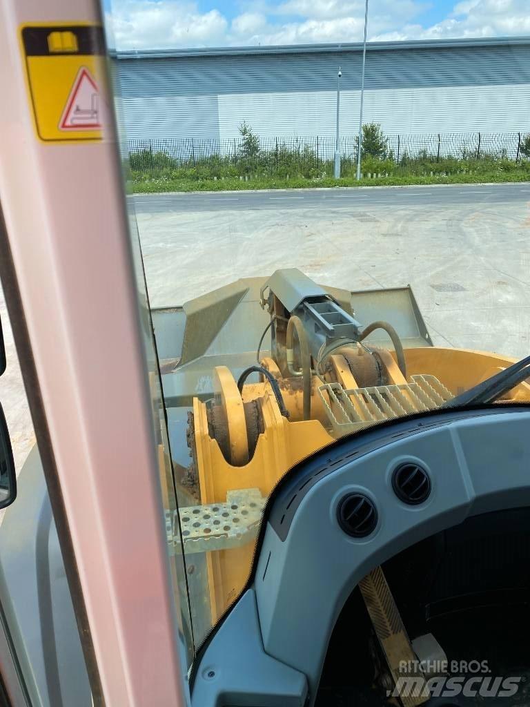 Liebherr L 576 Pale gommate