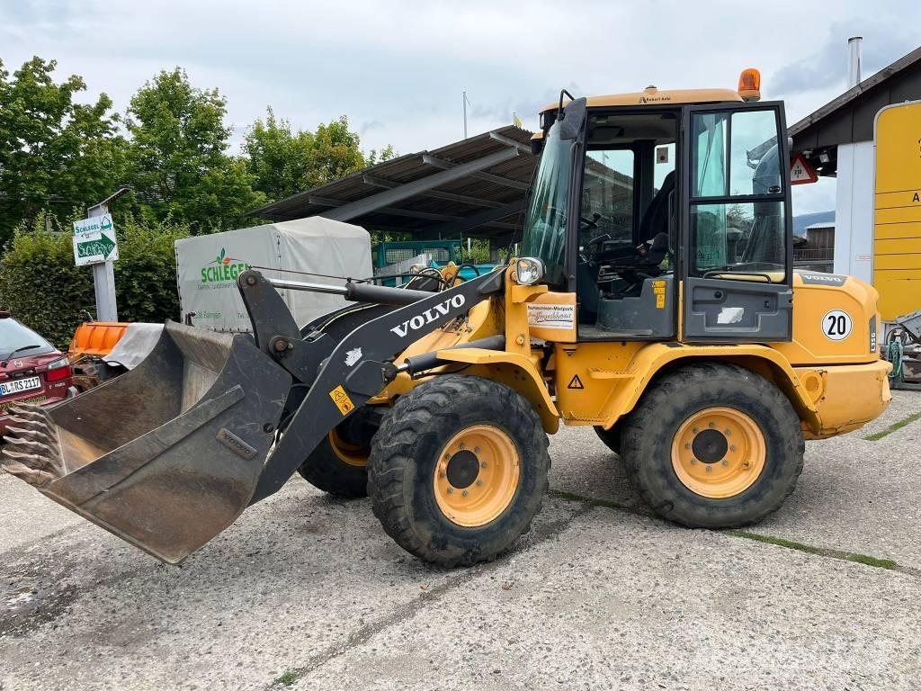 Volvo L 35 G Pale gommate