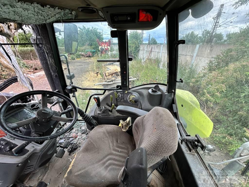 CLAAS Arion 420 Trattori