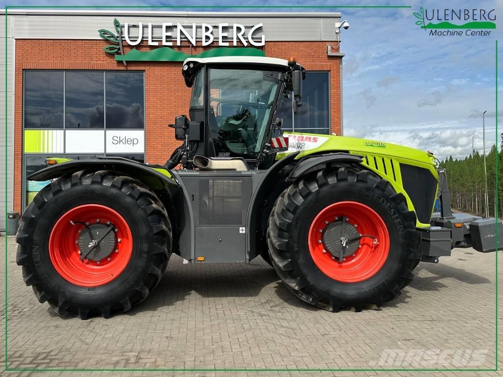 CLAAS Xerion 5000 Trattori