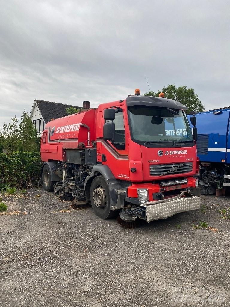 Volvo FL 240 Autocarro spazzatrice