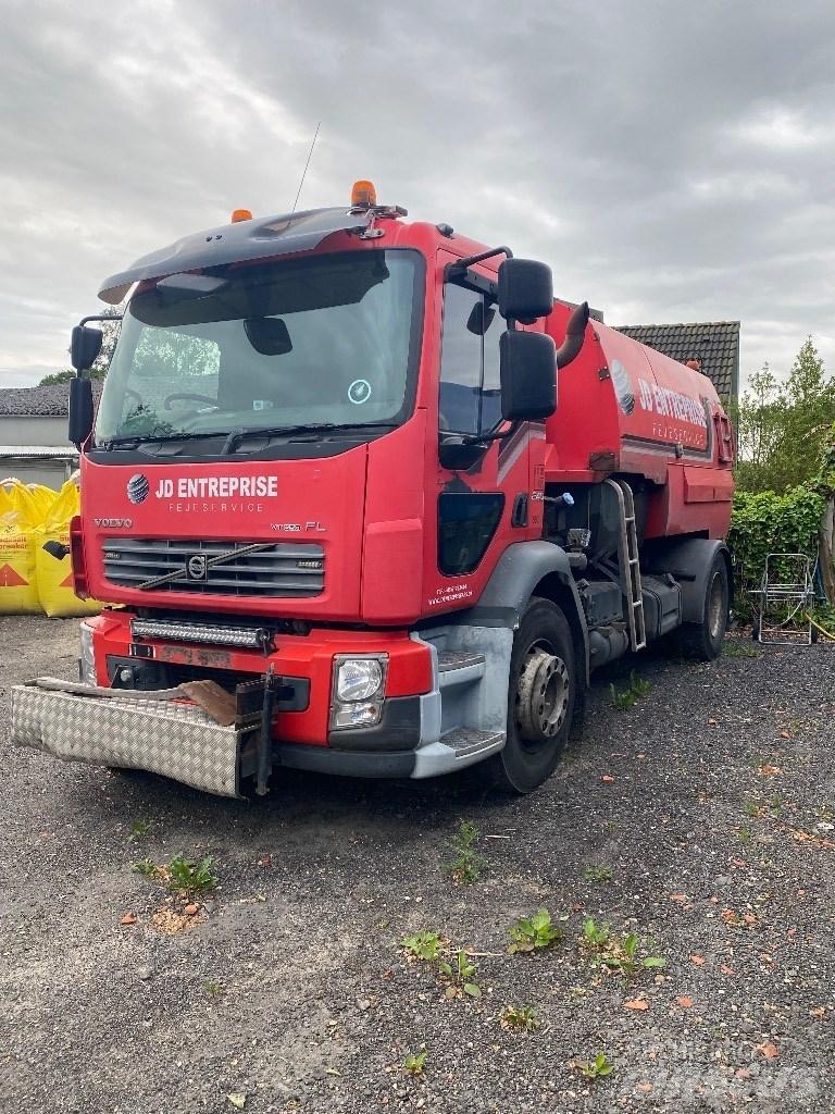 Volvo FL 240 Autocarro spazzatrice