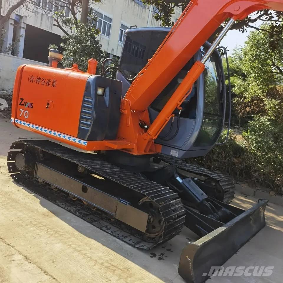Hitachi ZX70 Escavatori medi 7t - 12t