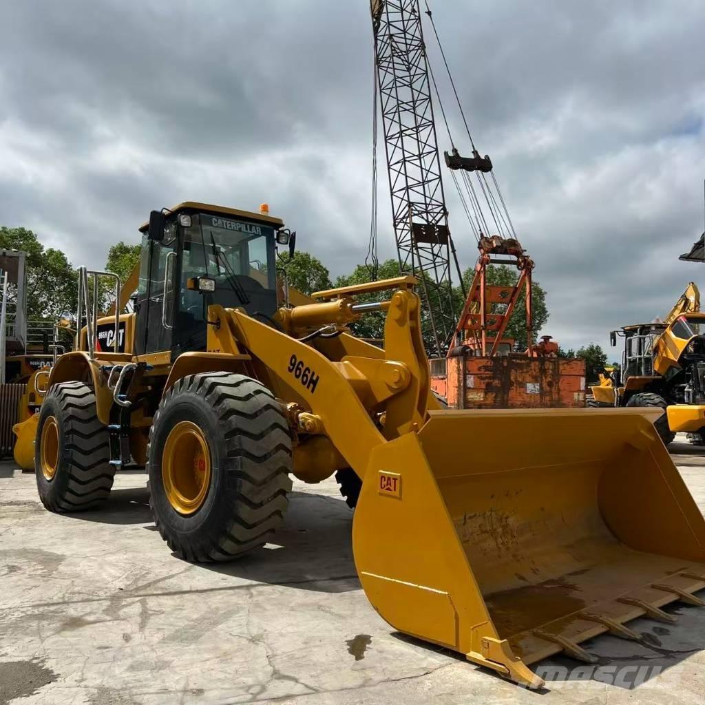CAT 966H Pale gommate