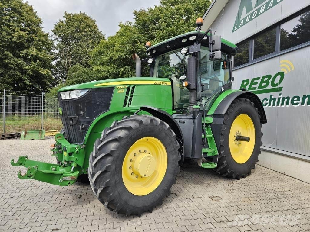 John Deere 7250R Trattori