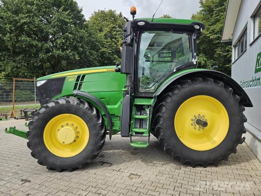 John Deere 7250R Trattori