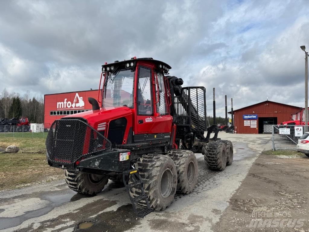 Komatsu 835 Forwarder