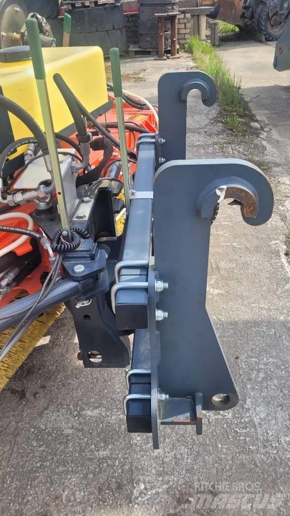 Adler K 750 Costruzioni - Altro